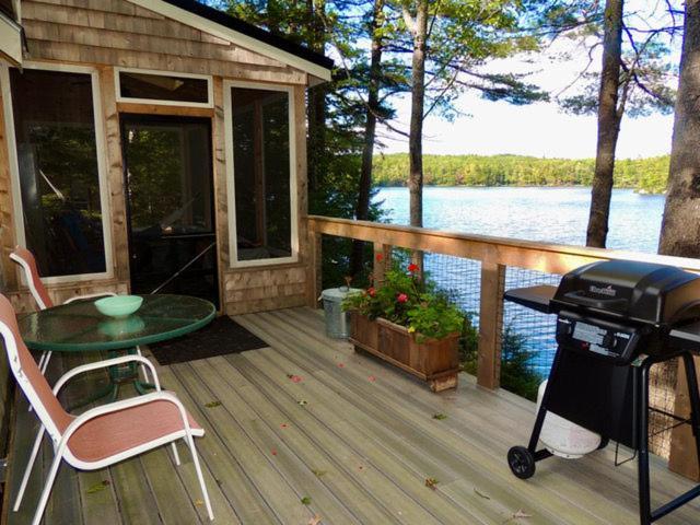 Lakefront Cottage By Country House Escapes Lincolnville Exterior foto